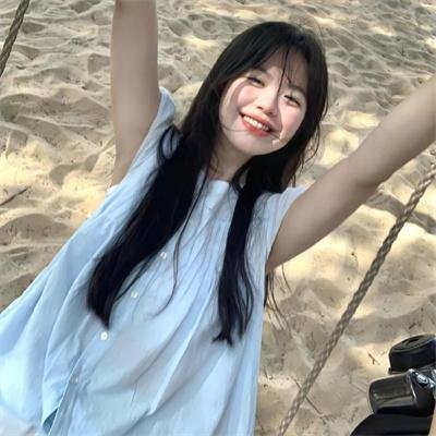 军中春色海报